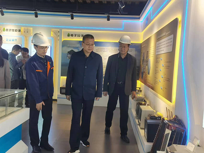 宝鸡市生态环境局李军旺副局长来宝屹源公司视察指导工作