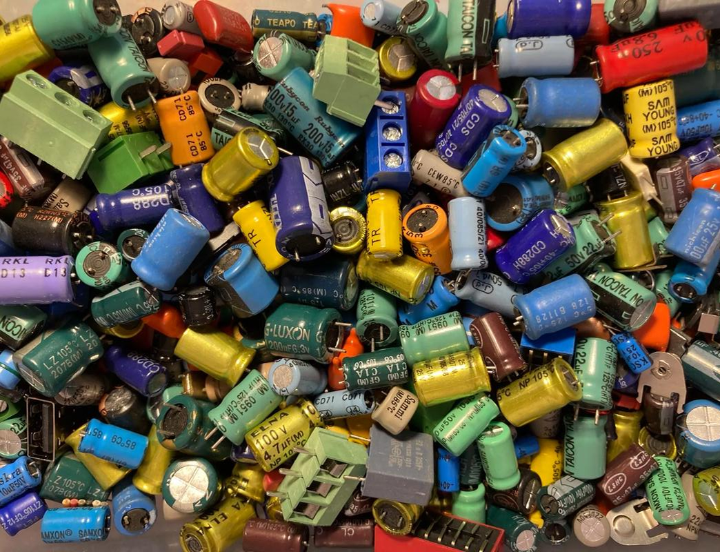 废旧电子设备的回收与拆解！